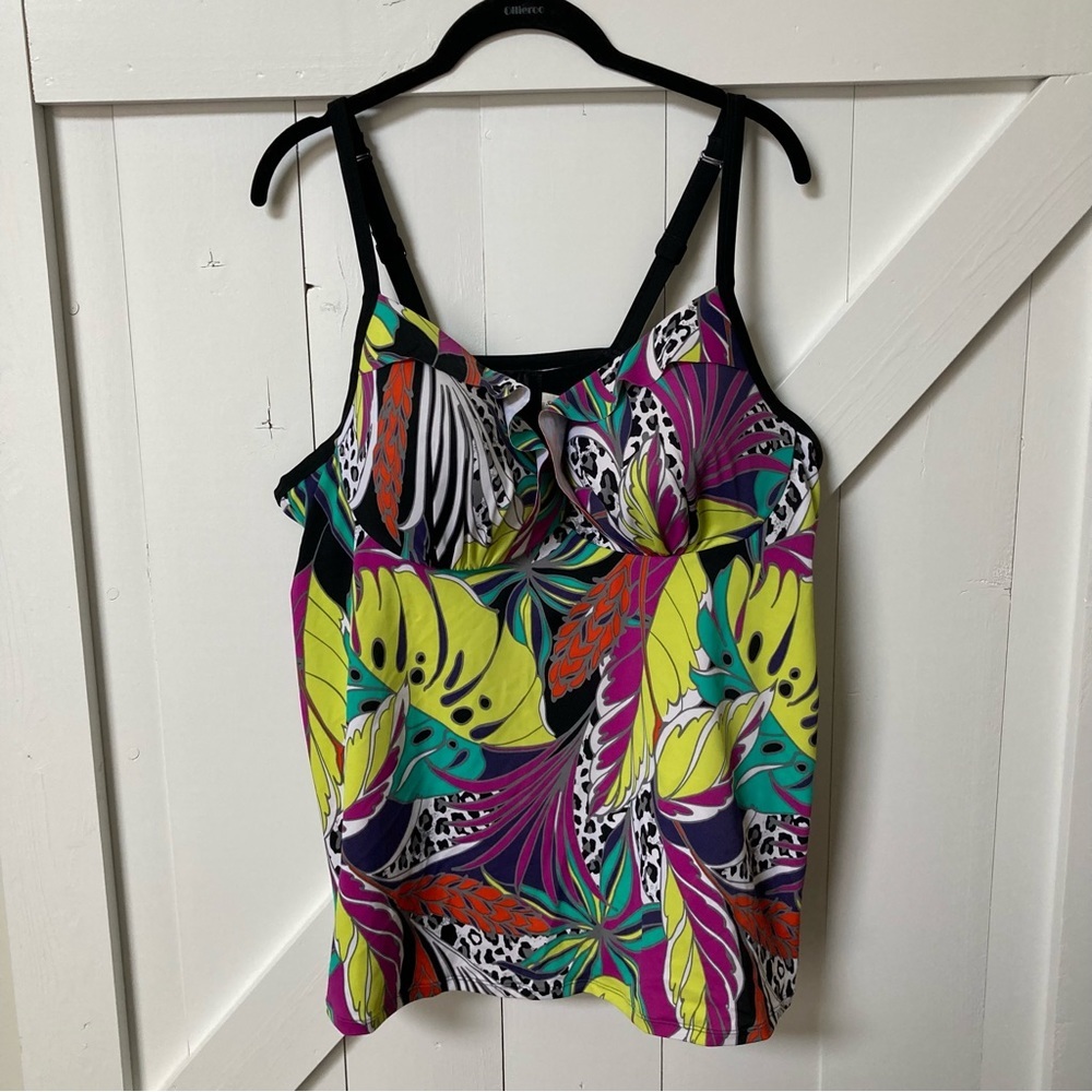 Cacique Swim Tankini Swimsuit Top - Size 44C - Underwire/Adjustable Straps